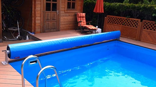 medence medence ponyva